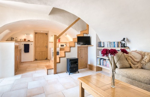 Lablachere Casa | La Petite Grange - Granero abovedado convertido - Ardèche Sur - 2 habitaciones con baño