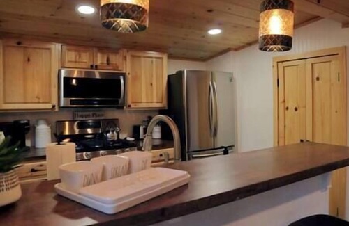 Idyllwild Casa | La Petite - Center of town - Beautiful Remodel