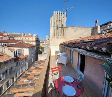 Hotel-de-Ville Apartamento | La Petite Lucarne - appartement neuf sur le Vieux-Port - centre ville - proche du Panier, Mairie et Canebière