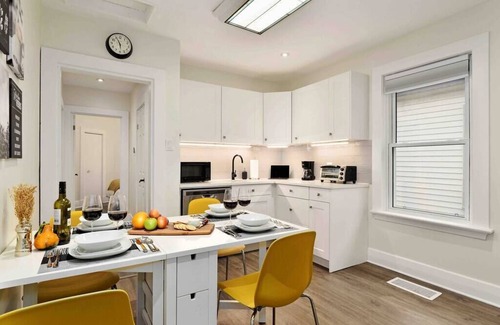 London Casa | La Petite Maison
