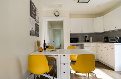 London Casa | La Petite Maison