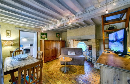 Saint-Wambert-des-Trois-Vallees Cabaña | LA PEQUEÑA CASA EN LA PRAIRIE - PISCINA CUBIERTA / CALENTADA DE ABRIL A OCTUBRE