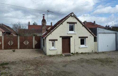 Salbris Casa | La Petite maison en Sologne