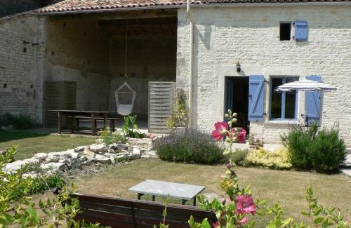 Crezieres Casa | La Petite Maison