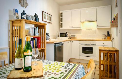 Marseillan Casa | La Petite Maison