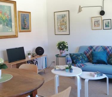 Villeconin Casa | La Petite Maison