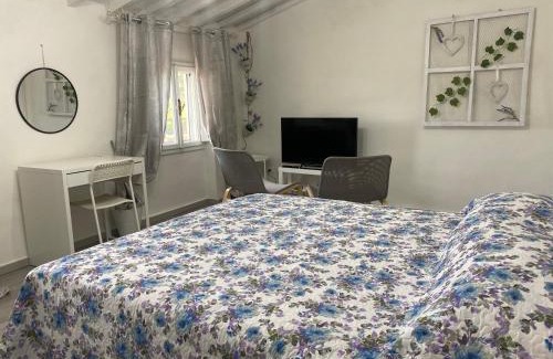 Usigliano Apartamento | La Petite Maison