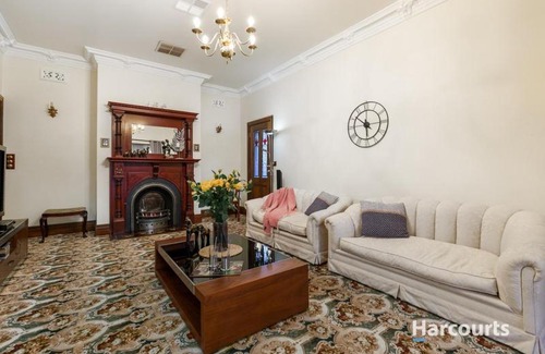 Ferntree Gully Apartamento | La Petite Maison - Your home away from home!