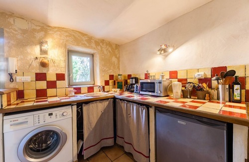 Les Cinq Avenues Casa | La Petite Provence - Dos Habitaciones Casa, Capacidad 4