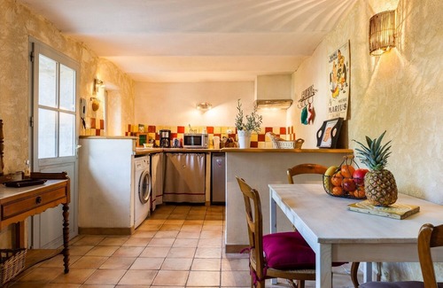 Les Cinq Avenues Casa | La Petite Provence - Dos Habitaciones Casa, Capacidad 4