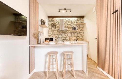 Bourg-la-Reine Apartamento | La Petite Reine – Parisian Charm near Paris