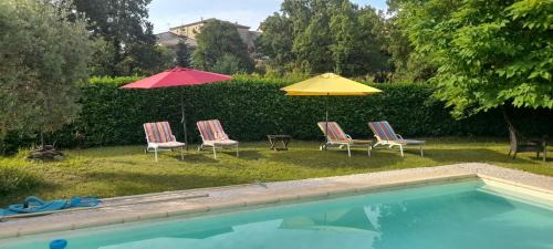 Courry Cama Y Desayuno | La Picholine chambre Provence