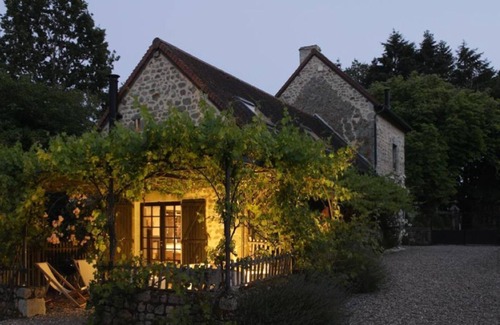 Saint-Dizier-la-Tour Cabaña | La Pichonna: Charming cottage **** swimming pool, tennis court, fishing pond