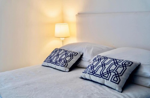 Capri Apartamento | La Pignatara elegante casa con giardino