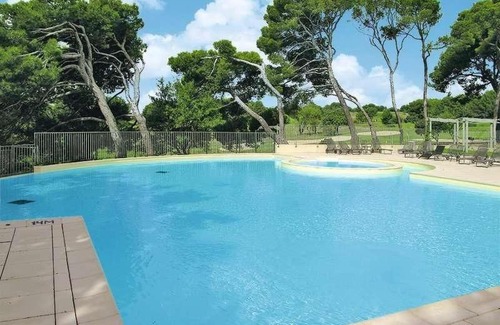 Saumane-de-Vaucluse Apartamento | La pinede du Golf