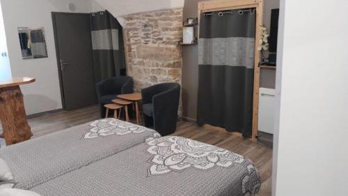 Nimes City Centre Apartamento | La place Zen - Free Wifi - City Center