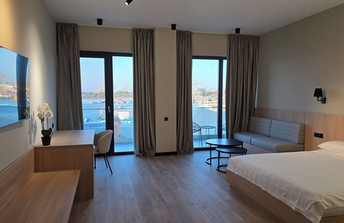 Mangalia Cama Y Desayuno | La Plage Boutique