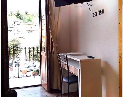 Ollolai Casa | La plaza