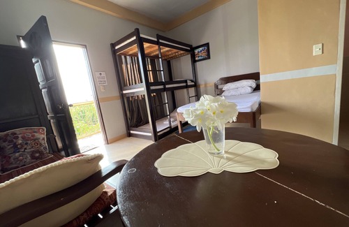 Moalboal Hotel | La Plumerias