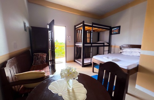 Moalboal Hotel | La Plumerias