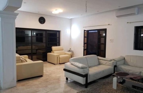 Littoral Department Villa | La plus belle villa de Cotonou
