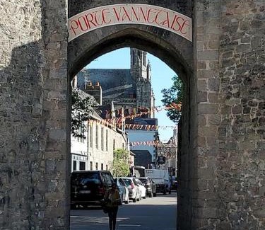 Guerande Apartamento | La Porte Saint Mi-Sel, Gîte au coeur de la cité médiévale