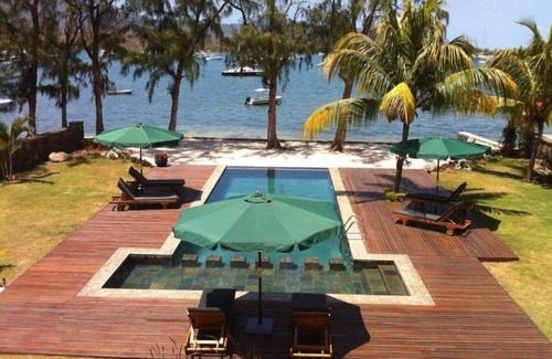 La Preneuse Casa | La Preneuse Beachfront 3BR w/Pool & Sunset