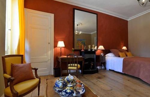 Castelnau-de-Medoc Casa | Suite-De Lujo-Baño con ducha-Vista al patio-La Provençale