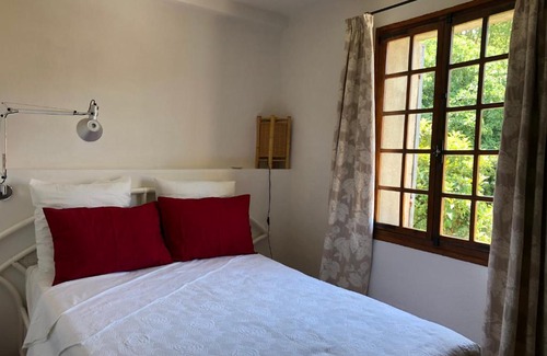 Collobrieres Apartamento | La Provence authentique à 30 minutes des plages