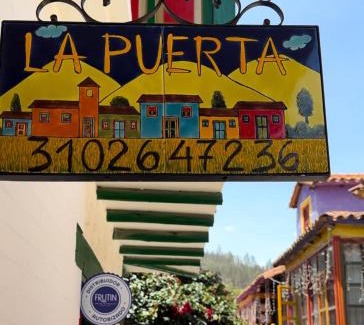 Duitama Cama Y Desayuno | La Puerta - Pueblito Boyacense