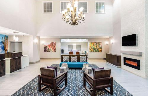 Hillsboro Hotel | La Quinta by Wyndham Hillsboro
