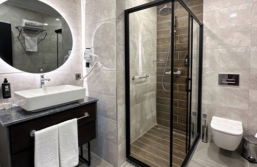 Kartal Hotel | La Quinta By Wyndham Istanbul Kartal