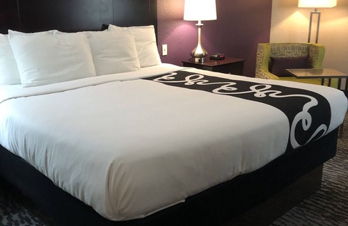 Port Orange Hotel | La Quinta Inn & Suites by Wyndham Port Orange / Daytona
