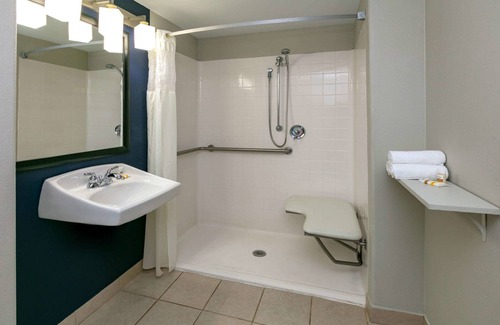 Horn Lake Hotel | La Quinta Inn & Suites by Wyndham Horn Lake / Southaven Area