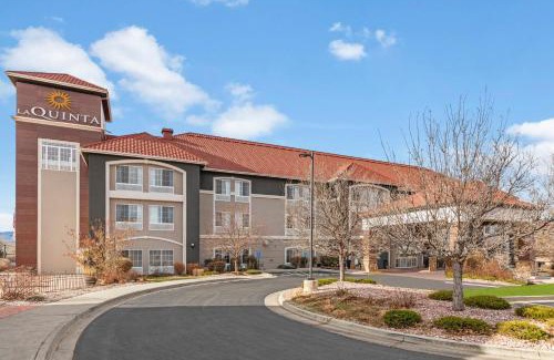 Loveland Hotel | La Quinta Inn & Suites by Wyndham Loveland Estes Park