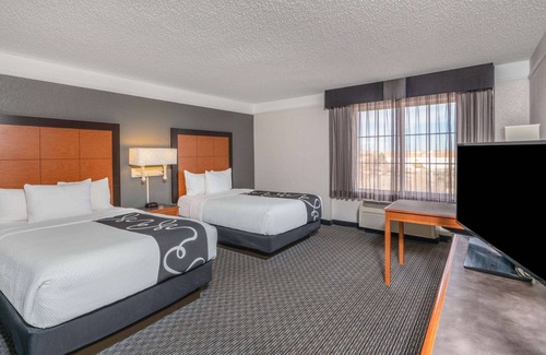 Pueblo Hotel | La Quinta Inn & Suites by Wyndham Pueblo