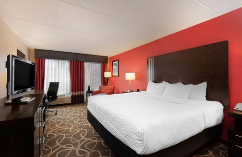 Summersville Hotel | La Quinta Inn & Suites Summersville / New River National Park
