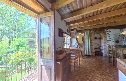 Rivert Casa | La Rectoria de Rivert - Rural Holiday Accomodation