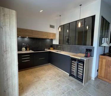 Saint-Andre-de-Sangonis Casa | La Remise-Gîte de charme 7 personnes avec jacuzzi