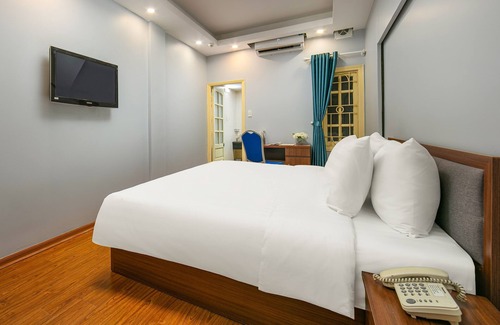 Hanoi Backpacker Quarter Casa | La Renta Center Hotel & Spa
