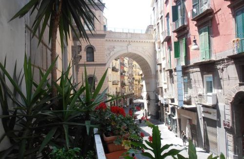 Historical Center Apartamento | La Residenza Napoli Chiaia short let Apartment Superior Via Chiaia 82
