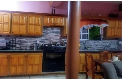 Kingstown Apartamento | La Reve Royale: A Nature Escape