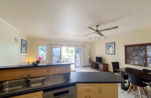 South Mission Apartamento | La Riviera One - Coastal Lifestyle - Three Bedroom