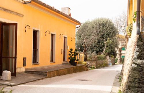 Serravalle Pistoiese Cama Y Desayuno | La Rocca Relais
