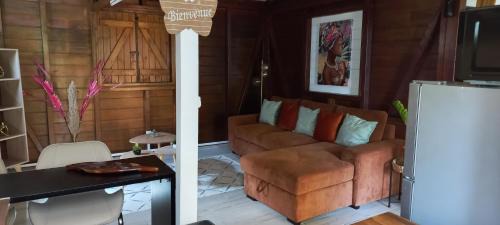 Morne-A-l'Eau Casa | LA ROSE DE CHAMP FLEURY