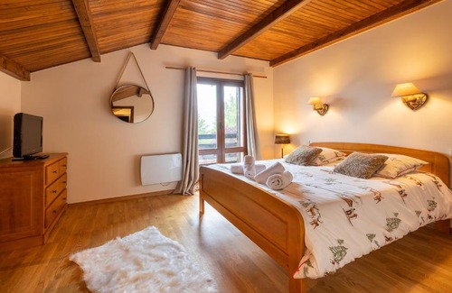 Superbolquere Apartamento | La Rose de Lou - Grand duplex avec vue montagne
