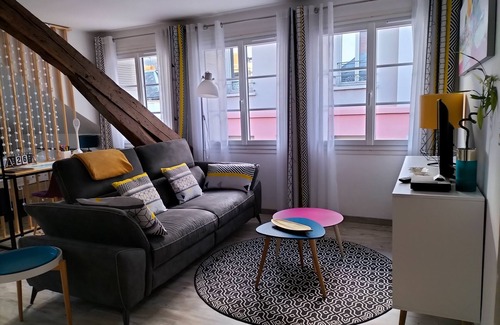 Bagneres-de-Bigorre Apartamento | LA Roseraie à 2 mn à Pied des Thermes Spa Aquensis, Casino, au Pied des Pyrénées