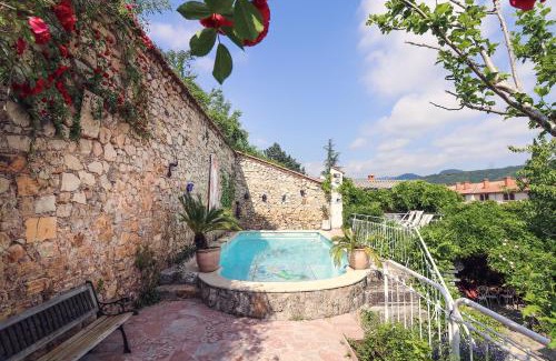 Lodeve Casa | La Roseraie