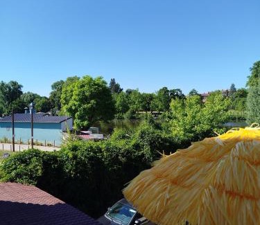 Bellerive-sur-Allier Apartamento | La Salamandre, studio cosy au bord de l'eau