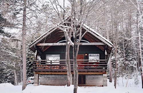 Papineau-Cameron Cabaña | La Salle Cottage